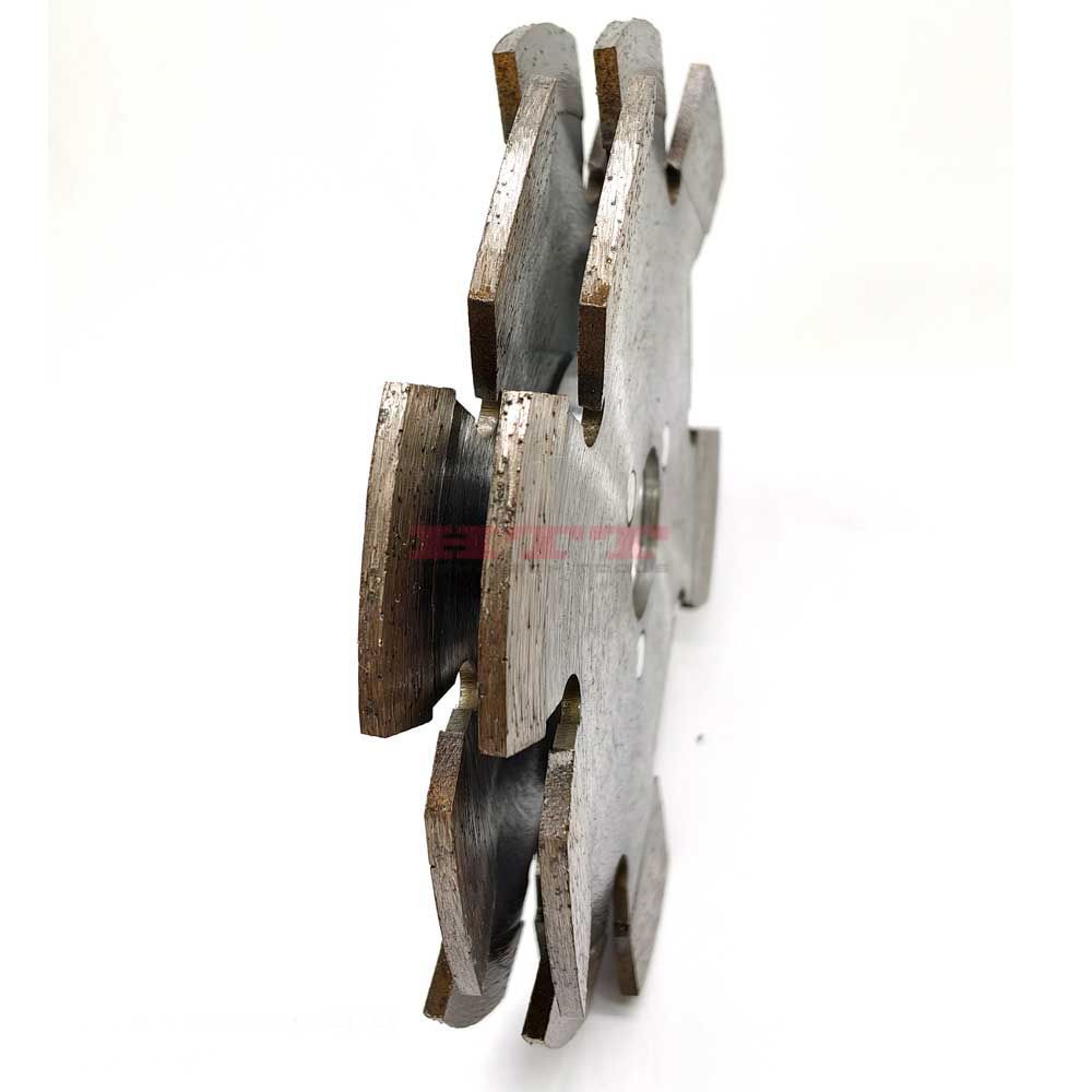 Two Disc Wall Chasing Diamond Saw Blade